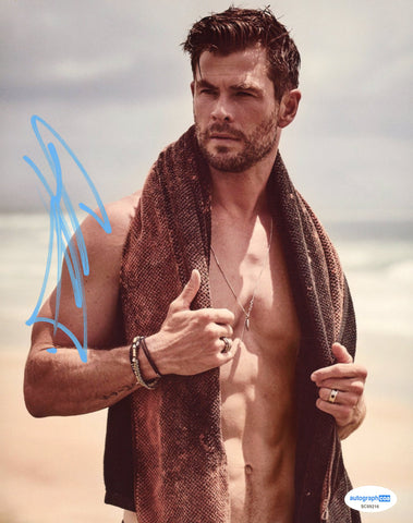 Chris Hemsworth Avengers Signed Autograph 8x10 Photo ACOA