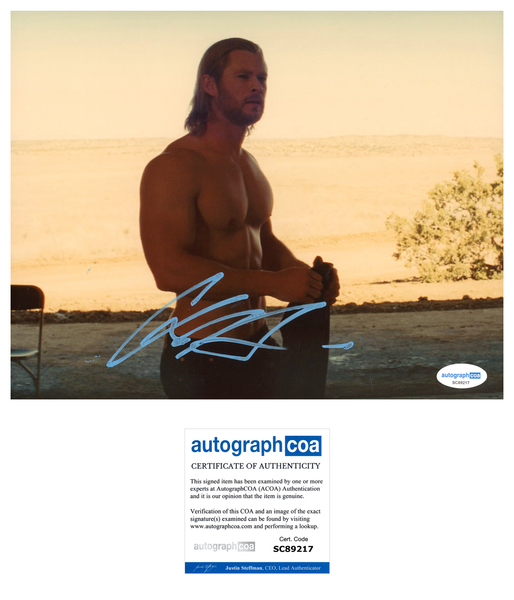 Chris Hemsworth Avengers Signed Autograph 8x10 Photo ACOA