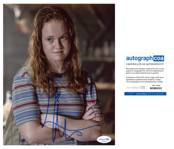 Liv Hewson Yellowjackets Signed Autograph 8x10 Photo ACOA