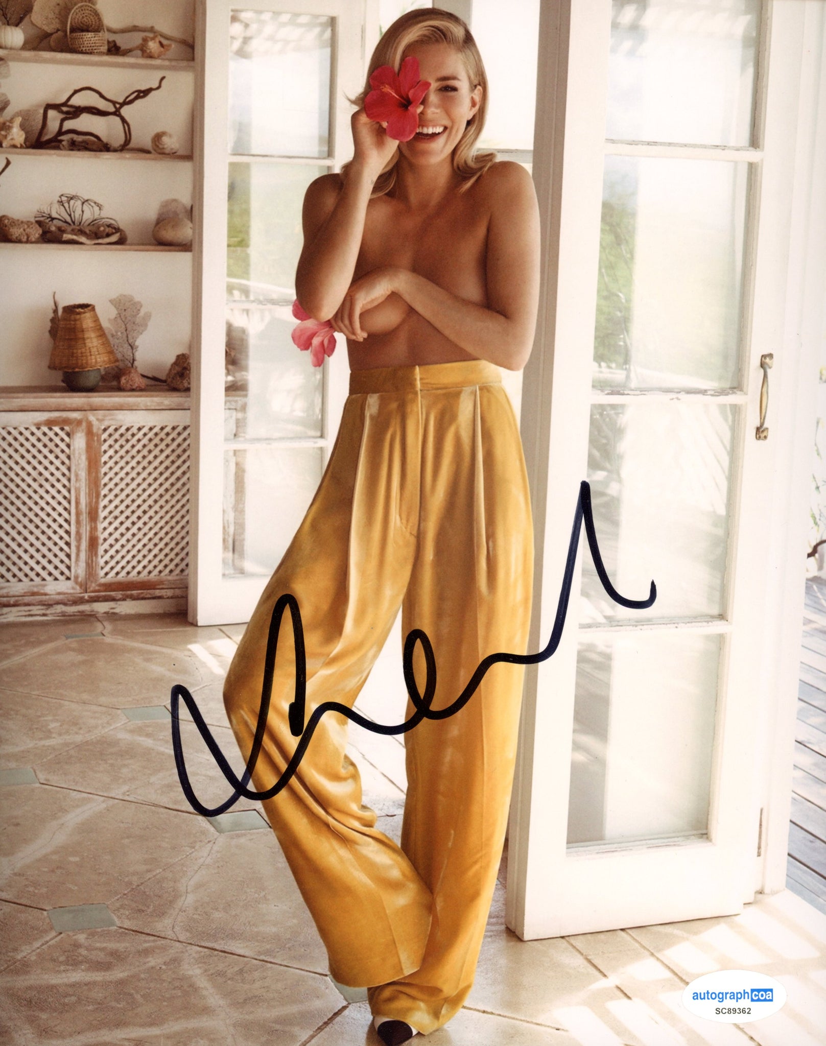 Sienna Miller Sexy Signed Autograph 8x10 Photo ACOA