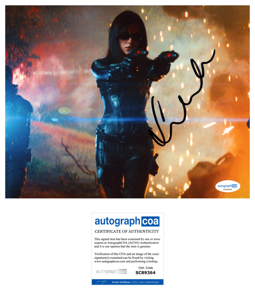 Sienna Miller GI Joe Signed Autograph 8x10 Photo ACOA