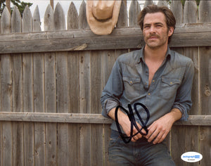 Chris Pine Hell or High Water Signed Autograph 8x10 Photo ACOA