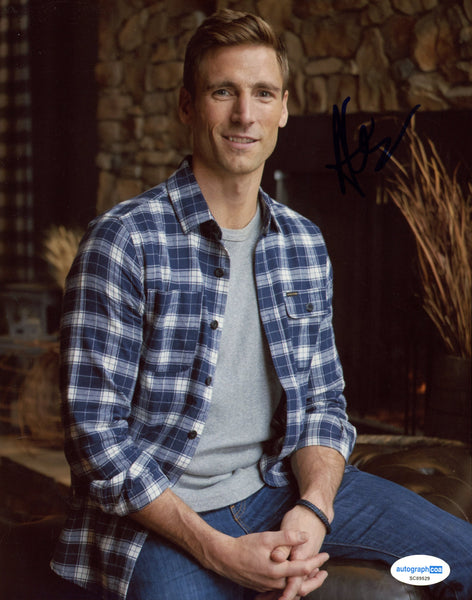 Andrew Walker Hallmark Signed Autograph 8x10 Photo ACOA