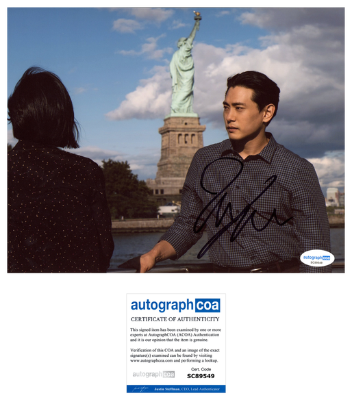 Teo Yoo Past Lives Signed Autograph 8x10 Photo ACOA