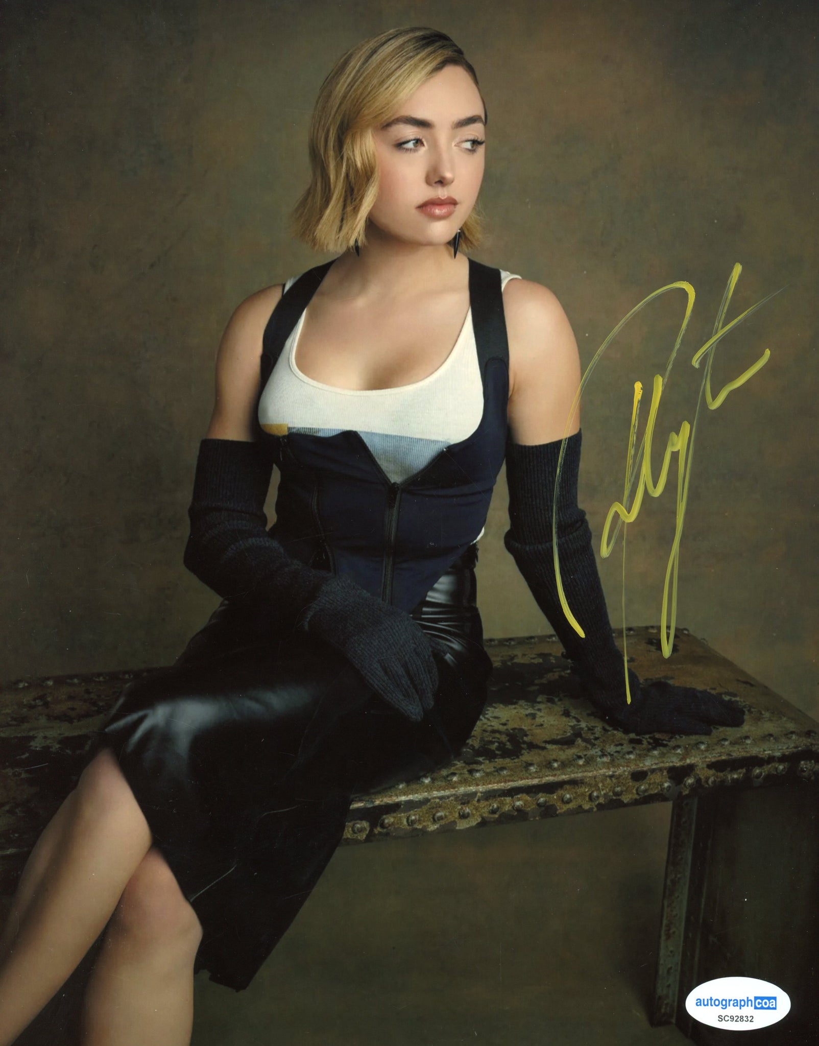 Peyton List Sexy Signed Autograph 8x10 Photo ACOA