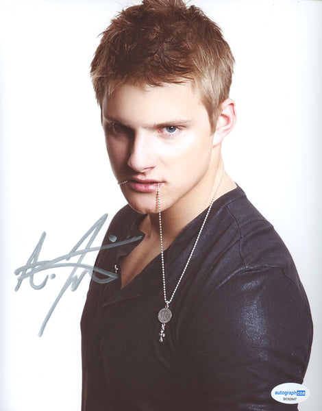 Alexander Ludwig Hunger Games Signed Autograph 8x10 Photo ACOA