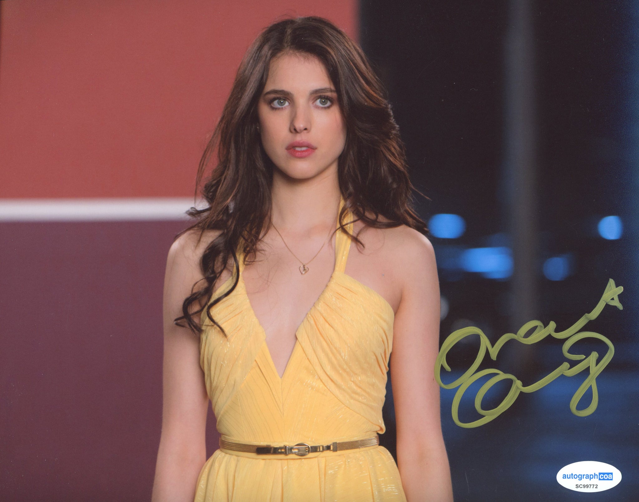 Margaret Qualley Sexy Signed Autograph 8x10 Photo ACOA