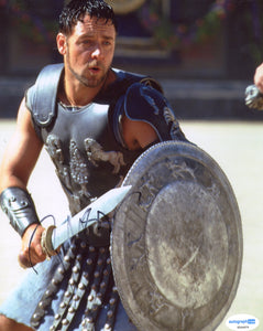 Russell Crowe Gladiator Signed Autograph 8x10 Photo ACOA