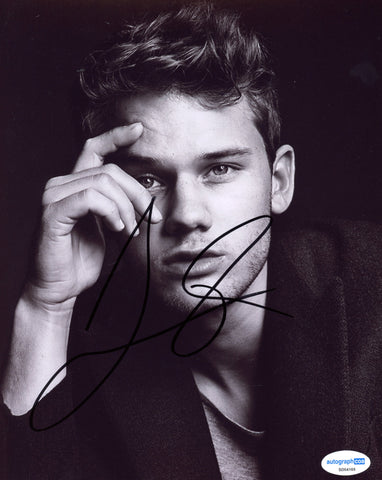 Jeremy Irvine Great Expectations Signed Autograph 8x10 Photo ACOA