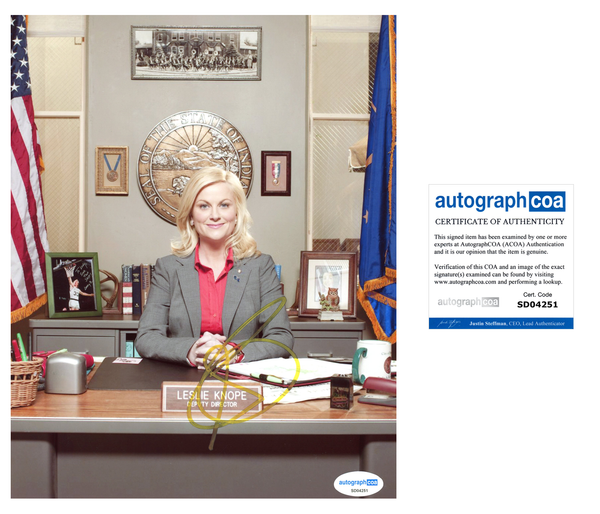 Amy Poehler Parks And Rec Signed Autograph 8x10 Photo ACOA