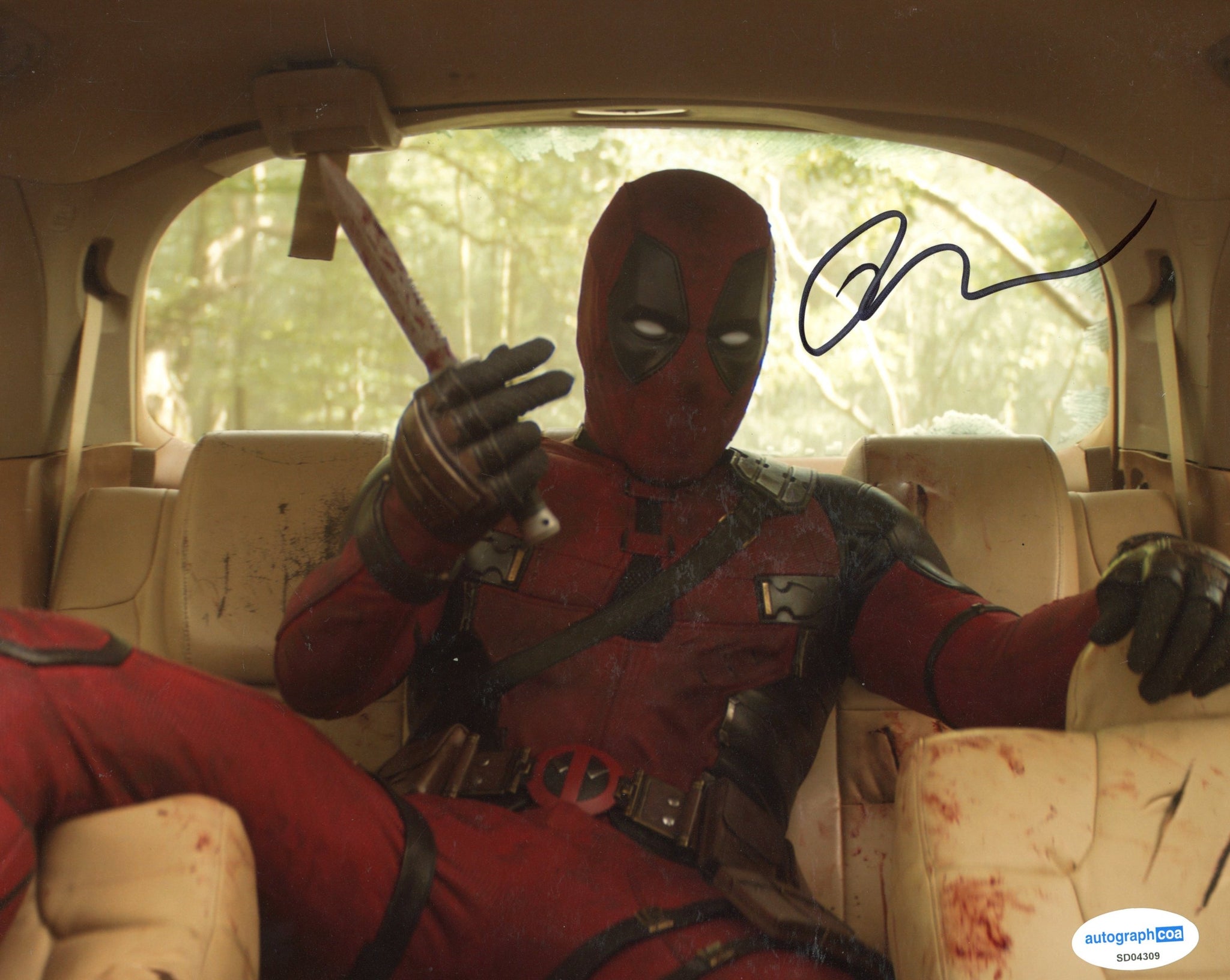 Ryan Reynolds Deadpool Signed Autograph 8x10 Photo ACOA