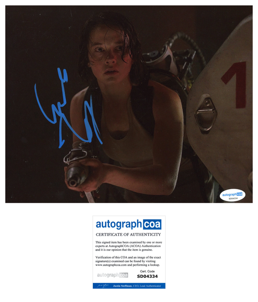 Cailee Spaeny Alien Signed Autograph 8x10 Photo ACOA