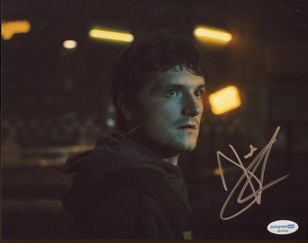 Josh Hutcherson Five Nights Freddy's Signed Autograph 8x10 Photo ACOA