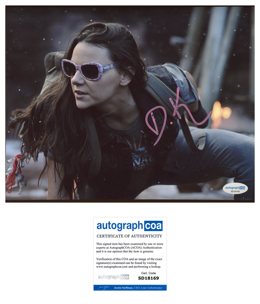 Dafne Keen Deadpool Signed Autograph 8x10 Photo ACOA