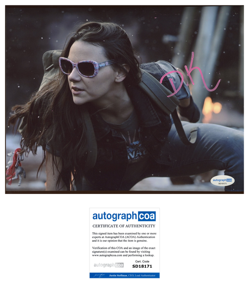 Dafne Keen Signed Autograph 8x10 Photo ACOA