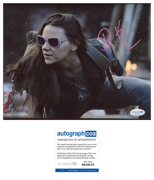 Dafne Keen Deadpool Signed Autograph 8x10 Photo ACOA