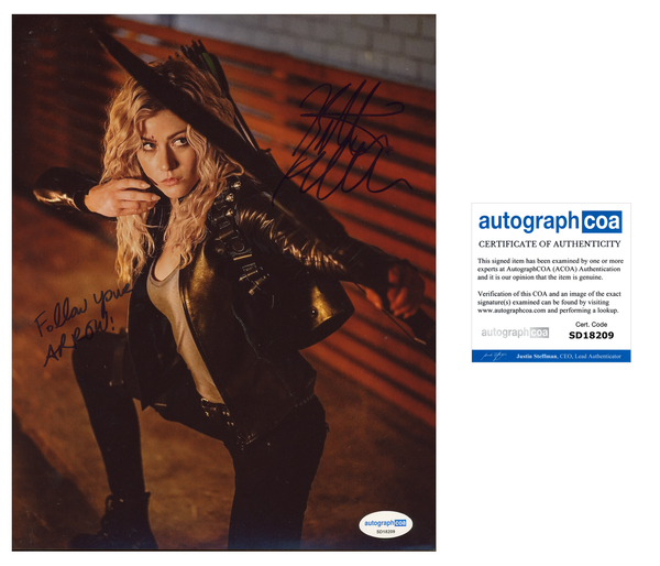 Katherine Kat McNamara Arrow Signed Autograph 8x10 Photo ACOA