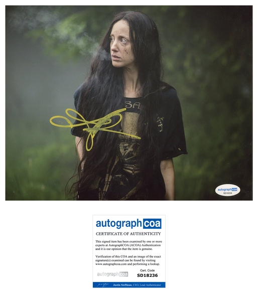 Andrea Riseborough Mandy Signed Autograph 8x10 Photo ACOA