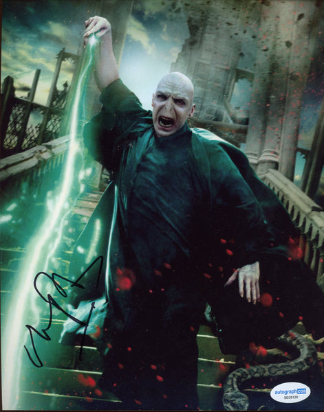 Ralph Fiennes Harry Potter Signed Autograph 8x10 Photo ACOA