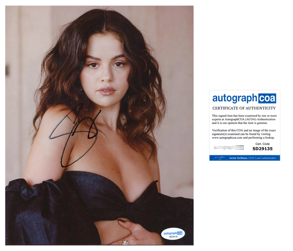 Selena Gomez Sexy Signed Autograph 8x10 Photo ACOA