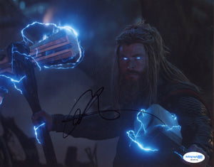 Chris Hemsworth Avengers Signed Autograph 8x10 Photo ACOA