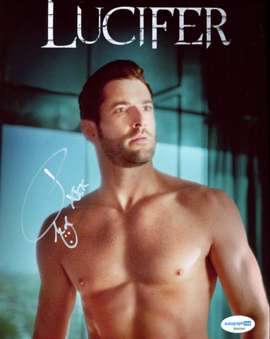 Tom Ellis Lucifer Signed Autograph 8x10 Photo ACOA