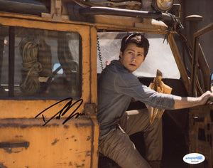 Dylan O'Brien Maze Runner Signed Autograph 8x10 Photo ACOA