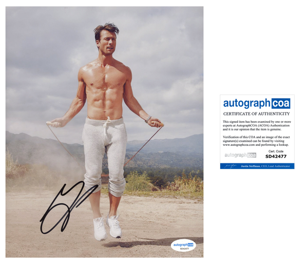 Glen Powell Top Gun Signed Autograph 8x10 Photo ACOA