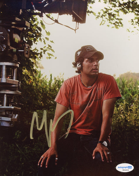 M Night Shyamalan Signs Autograph Signed Autograph 8x10 Photo ACOA