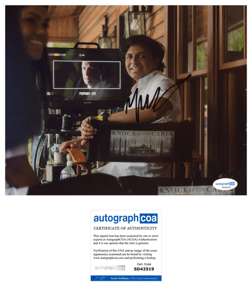 M Night Shyamalan Signs Autograph Signed Autograph 8x10 Photo ACOA