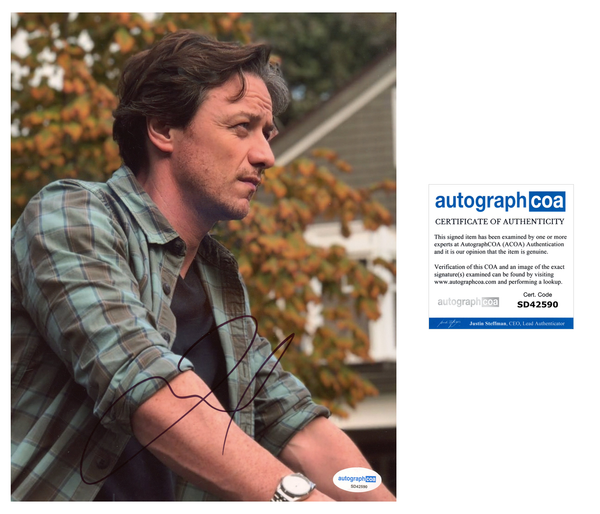 James McAvoy It Signed Autograph 8x10 Photo ACOA