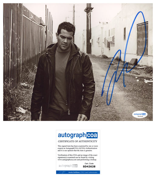 Jesse Metcalfe Dead Rising Signed Autograph 8x10 Photo ACOA