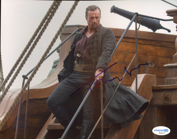 Toby Stephens Black Sails Signed Autograph 8x10 Photo ACOA