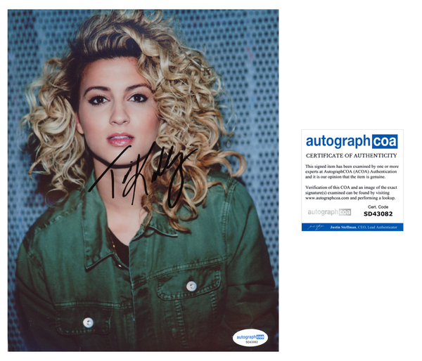 Tori Kelly Sexy Signed Autograph 8x10 Photo ACOA