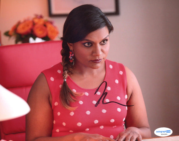 Mindy Kaling Mindy Project Signed Autograph 8x10 Photo ACOA