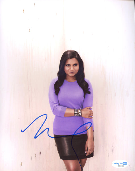 Mindy Kaling Mindy Project Signed Autograph 8x10 Photo ACOA