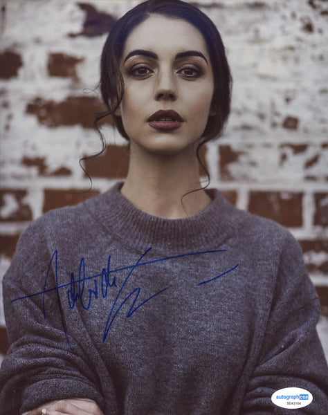 Adelaide Kane Sexy Signed Autograph 8x10 Photo ACOA