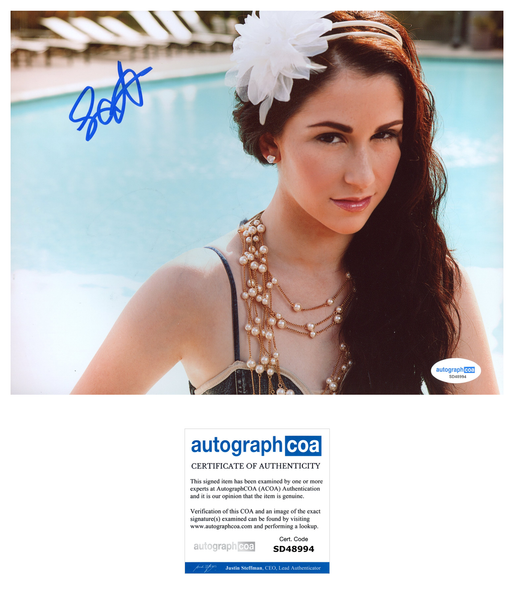 Sarah Hackett Sexy Signed Autograph 8x10 Photo ACOA