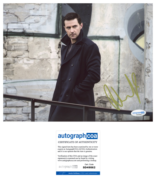 Richard Armitage Berlin Station Signed Autograph 8x10 Photo ACOA