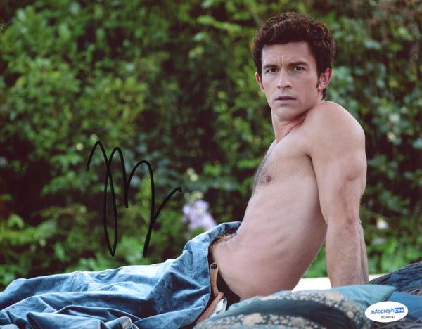 Jonathan Bailey Bridgerton Signed Autograph 8x10 Photo ACOA