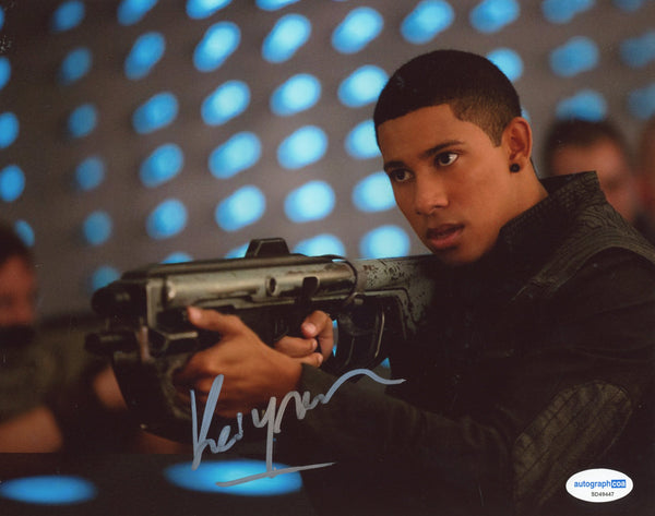 Keiynan Lonsdale Divergent Signed Autograph 8x10 Photo ACOA