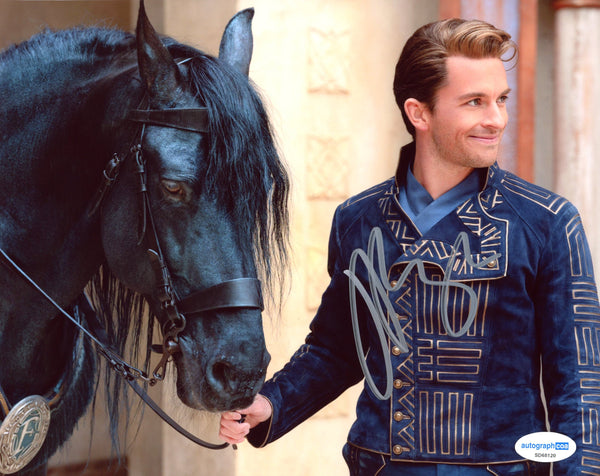 Jonathan Bailey Wicked Signed Autograph 8x10 Photo ACOA