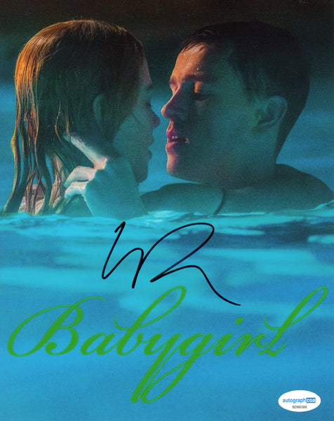 Harris Dickinson BabyGirl Signed Autograph 8x10 Photo ACOA - Outlaw Hobbies Authentic Autographs