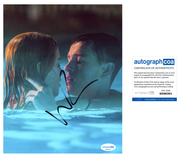 Harris Dickinson BabyGirl Signed Autograph 8x10 Photo ACOA