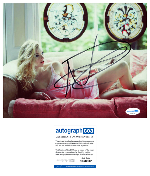 Natalie Dormer Sexy Signed Autograph 8x10 Photo ACOA