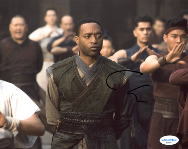 Chiwetel Ejiofor Doctor Strange Signed Autograph 8x10 Photo ACOA