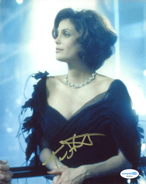 Teri Hatcher Bond Signed Autograph 8x10 Photo ACOA