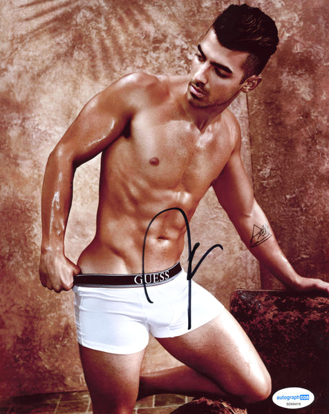 Joe Jonas Signed Autograph 8x10 Photo ACOA