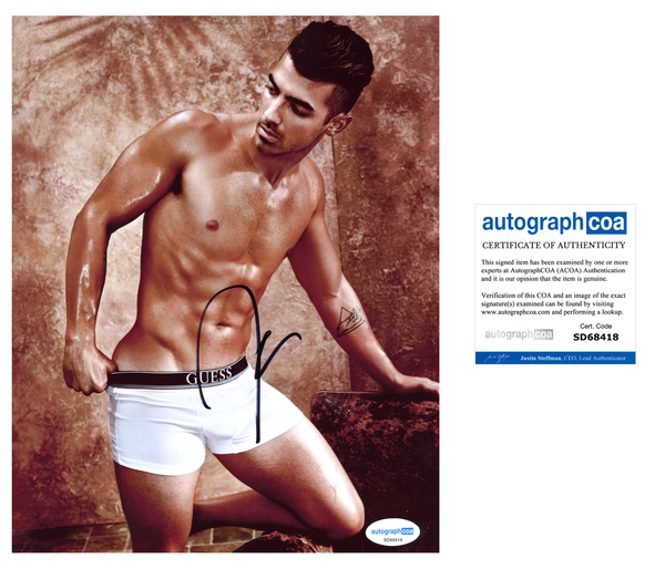 Joe Jonas Signed Autograph 8x10 Photo ACOA