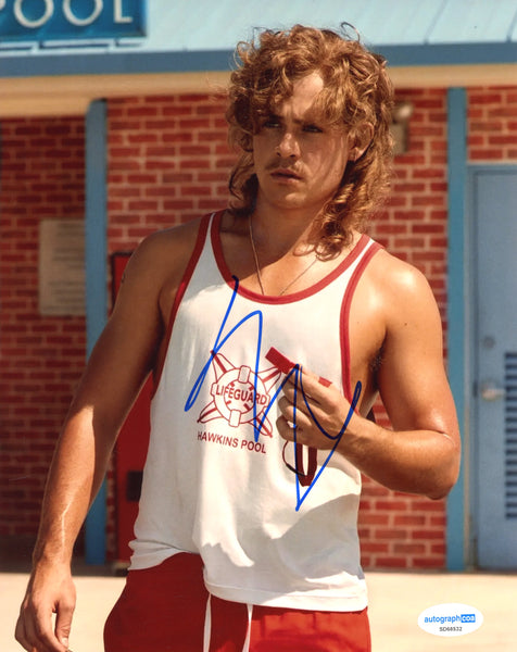 Dacre Montgomery Stranger Things Signed Autograph 8x10 Photo ACOA